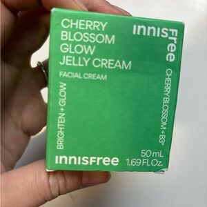 Innisfree Cherry‎ Blossom Glow jelly cream 50 ml